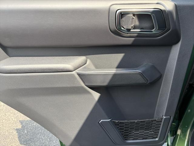 Photo of 2025 Eruption Green Metallic Ford Bronco