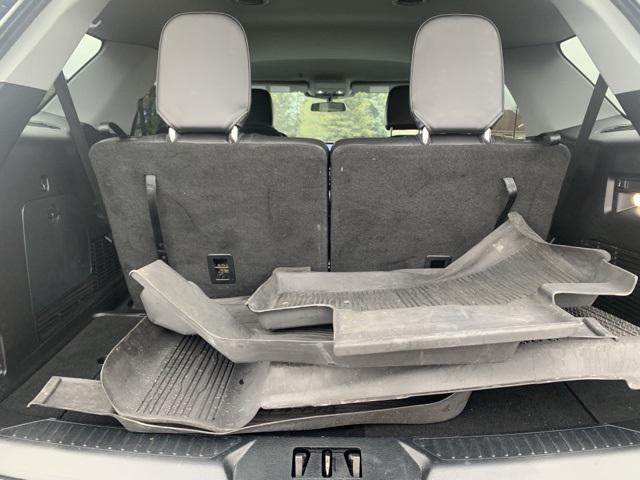 Photo of 2021 Atlas Blue Metallic Ford Explorer