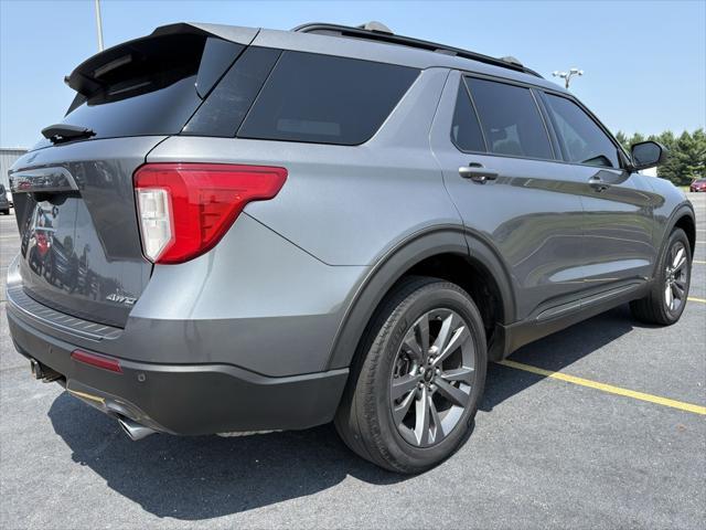 Photo of 2021 Gray Ford Explorer