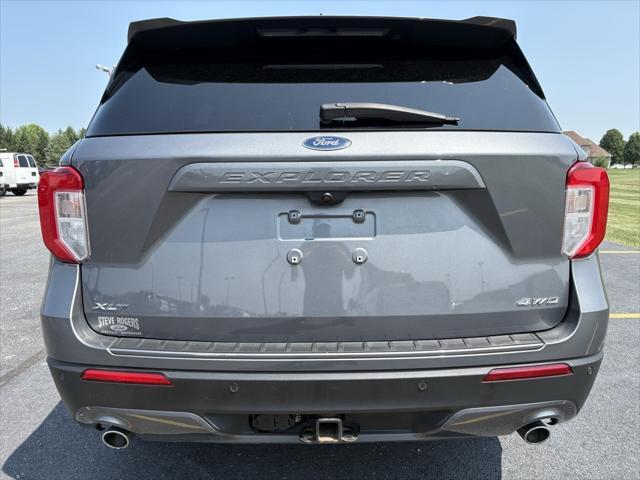 Photo of 2021 Gray Ford Explorer