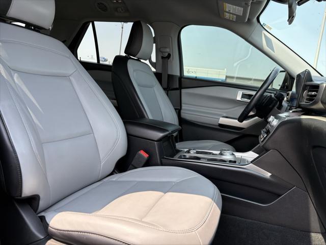 Photo of 2021 Gray Ford Explorer
