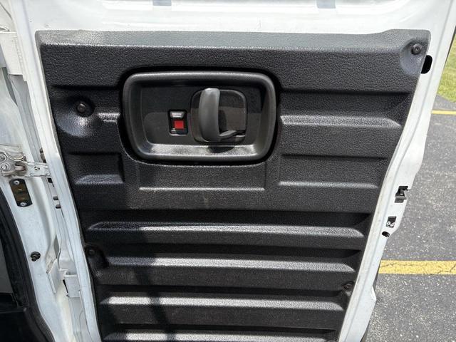 Photo of 2017 Summit White Chevrolet Express 3500