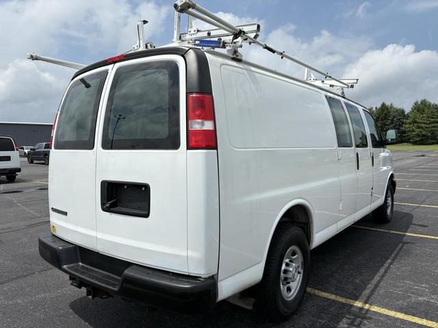Photo of 2017 Summit White Chevrolet Express 3500