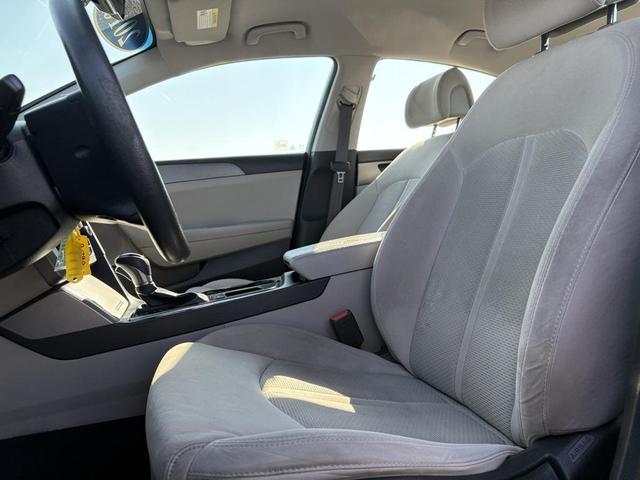 Photo of 2016 Shale Gray Metallic Hyundai SONATA