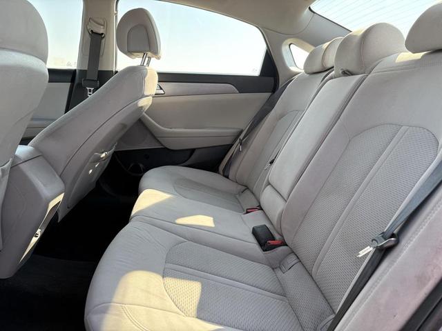 Photo of 2016 Shale Gray Metallic Hyundai SONATA