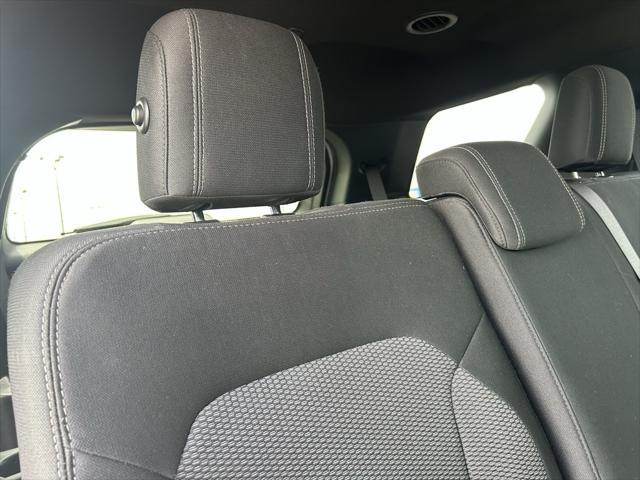 Photo of 2018 White Platinum Ford Explorer