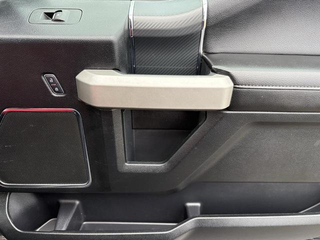 Photo of 2018 Shadow Black Ford F-150