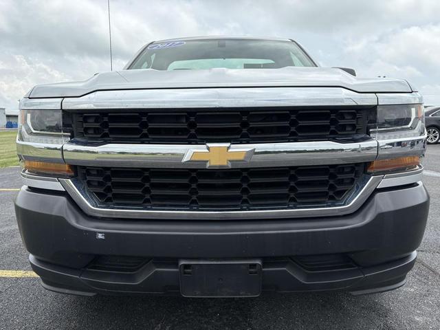 Photo of 2017 Silver Ice Metallic Chevrolet Silverado 1500