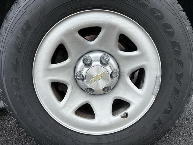 Photo of 2017 Silver Ice Metallic Chevrolet Silverado 1500