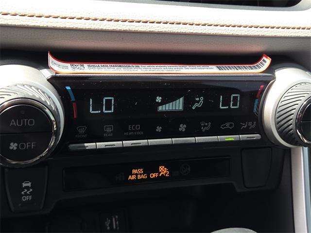 Photo of 2025 Ice Cap Toyota RAV4 Hybrid