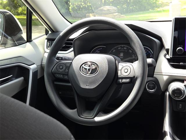 Photo of 2025 Ice Cap Toyota RAV4 Hybrid