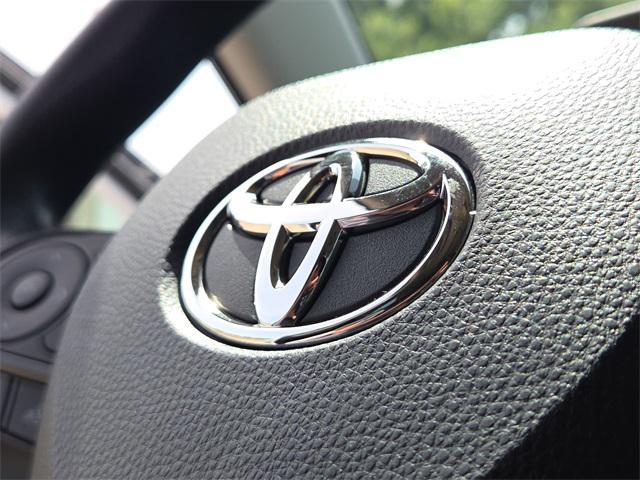 Photo of 2025 Ice Cap Toyota RAV4 Hybrid
