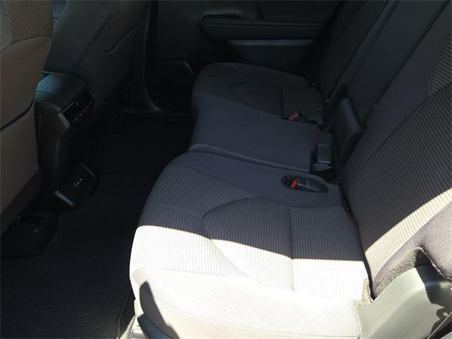 Photo of 2024 Midnight Black Metallic Toyota Highlander