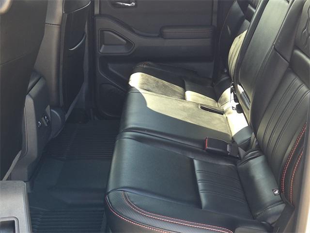Photo of 2024 Boulder Gray Pearl Nissan Frontier