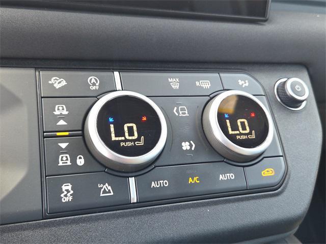 Photo of 2023 Silicon Silver Premium Metallic Land Rover Defender