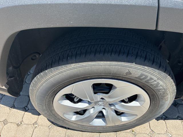 Photo of 2024 Silver Sky Metallic Toyota RAV4