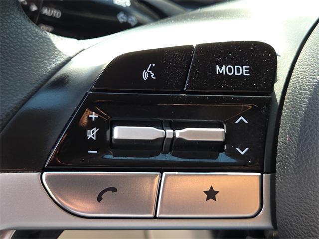 Photo of 2022 Shimmering Silver Hyundai TUCSON