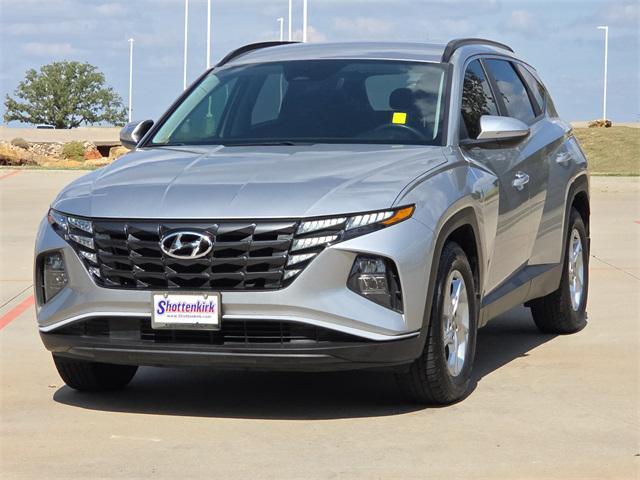 Photo of 2022 Shimmering Silver Hyundai TUCSON