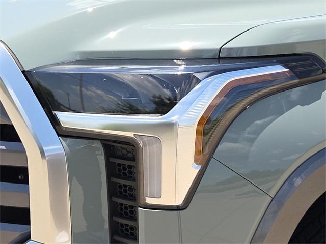 Photo of 2025 Gray Toyota Tundra