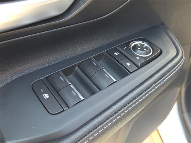 Photo of 2024 Celestial Silver Metallic Toyota Grand Highlander