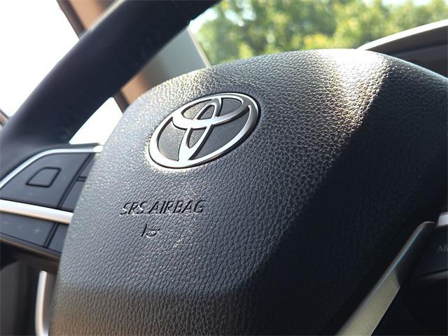 Photo of 2024 Celestial Silver Metallic Toyota Grand Highlander