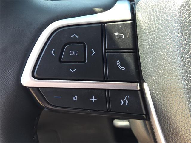 Photo of 2024 Celestial Silver Metallic Toyota Grand Highlander