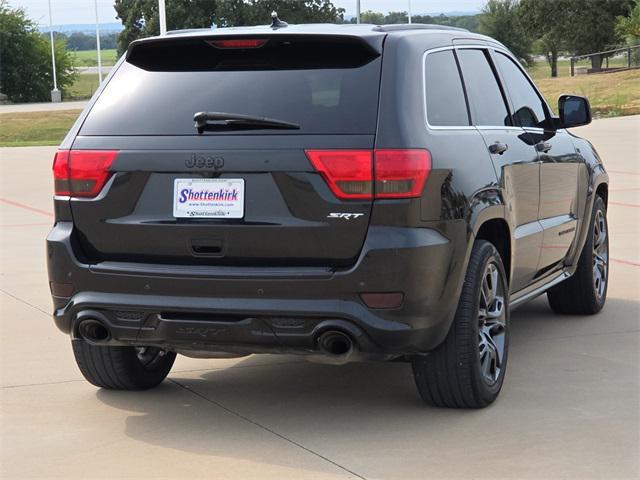 Photo of 2013 Brilliant Black Crystal Pearlcoat Jeep Grand Cherokee