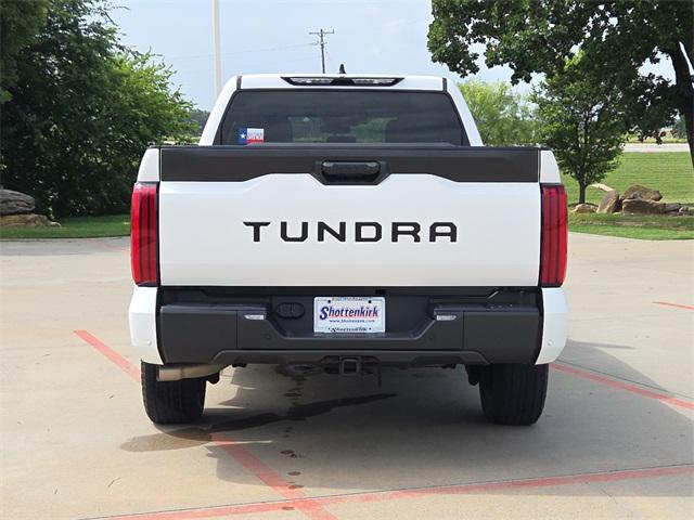 Photo of 2022 White Toyota Tundra