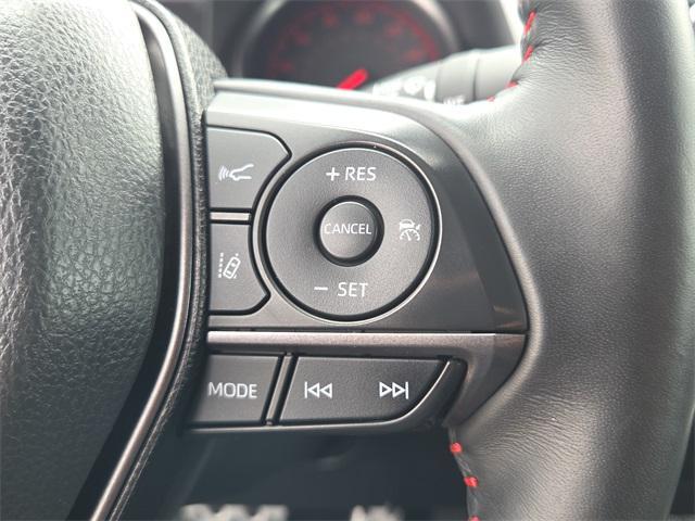 Photo of 2022 Wind Chill Pearl/Midnight Black Metallic Toyota Camry