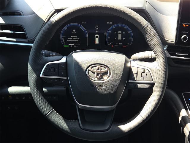 Photo of 2025 Magnetic Gray Metallic Toyota Sienna