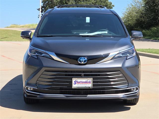 Photo of 2025 Magnetic Gray Metallic Toyota Sienna