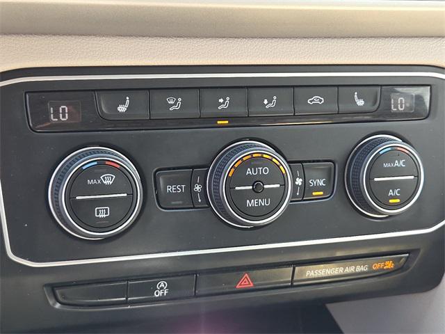 Photo of 2019 Blue Volkswagen Atlas