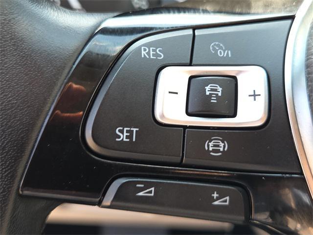 Photo of 2019 Blue Volkswagen Atlas