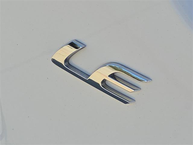 Photo of 2021 White Toyota Corolla
