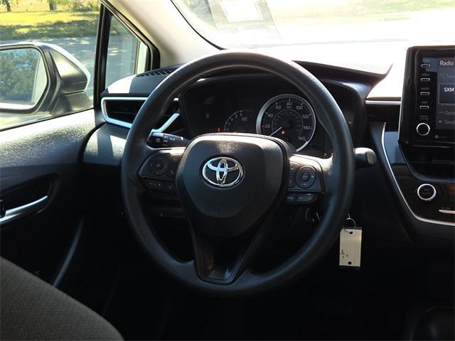 Photo of 2021 White Toyota Corolla
