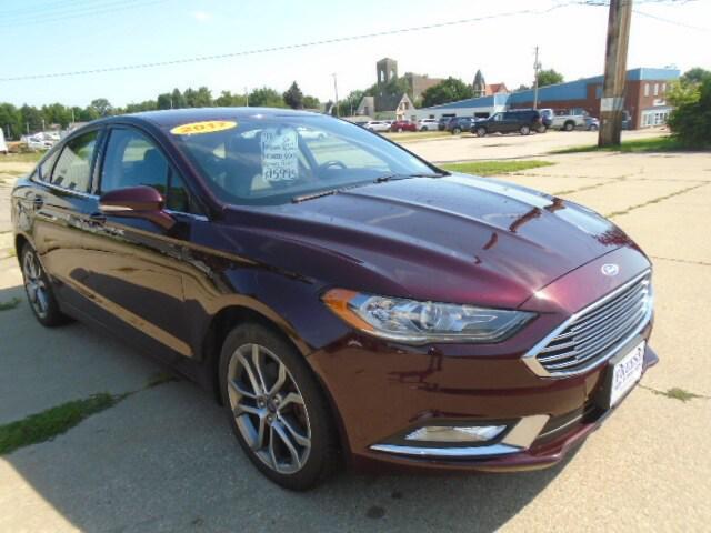 Photo of 2017 Red Ford Fusion