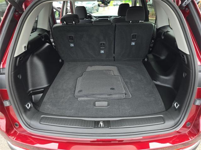 Photo of 2022 Velvet Red Pearlcoat Jeep Grand Cherokee