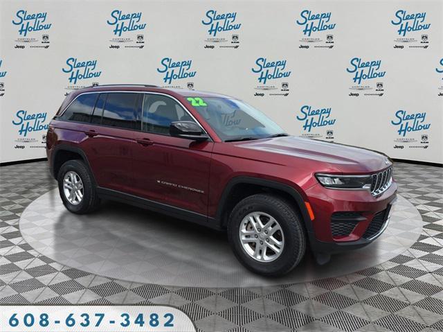 Photo of 2022 Velvet Red Pearlcoat Jeep Grand Cherokee