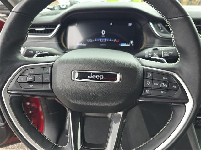 Photo of 2022 Velvet Red Pearlcoat Jeep Grand Cherokee