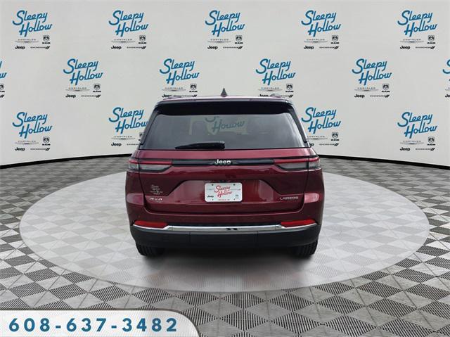 Photo of 2022 Velvet Red Pearlcoat Jeep Grand Cherokee