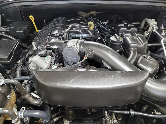 Photo of 2017 Gray Jeep Grand Cherokee