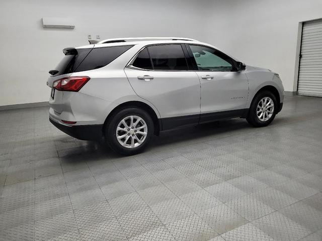 Photo of 2018 Silver Ice Metallic Chevrolet Equinox