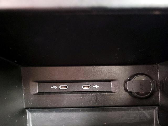 Photo of 2022 Black Volkswagen Taos
