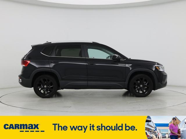 Photo of 2022 Black Volkswagen Taos