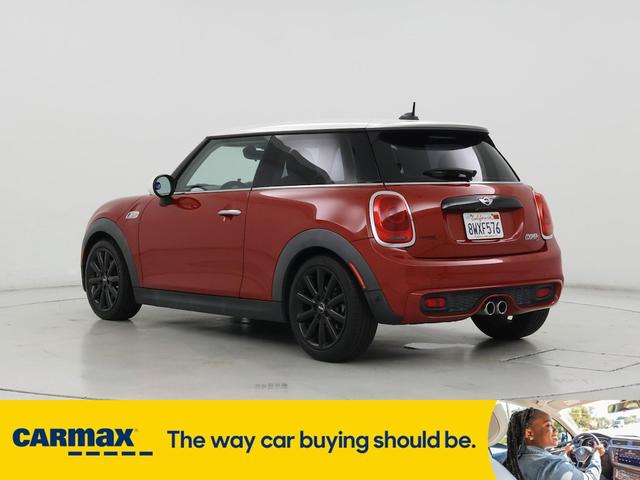 Photo of 2018 Red MINI Hardtop