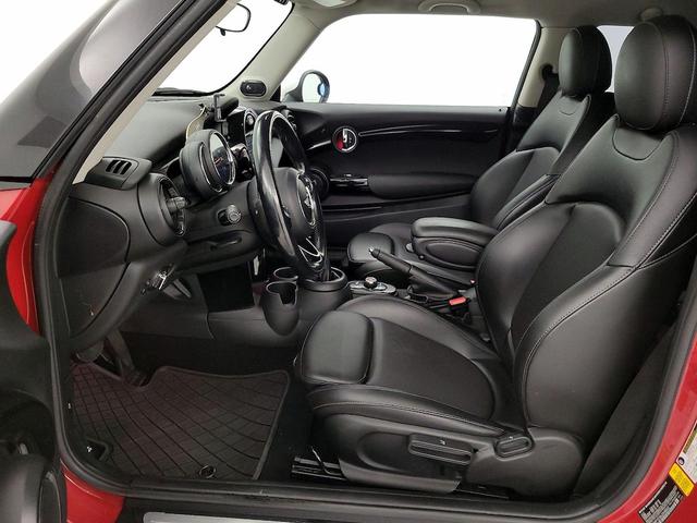 Photo of 2018 Red MINI Hardtop