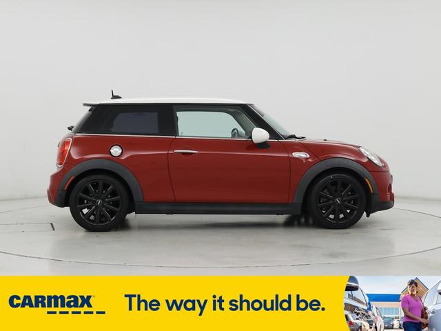 Photo of 2018 Red MINI Hardtop
