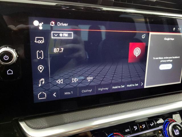 Photo of 2022 White GMC Sierra 1500
