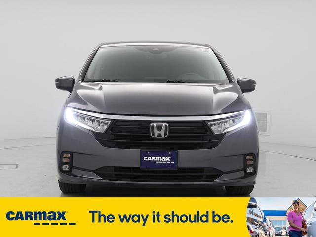Photo of 2022 Gray Honda Odyssey