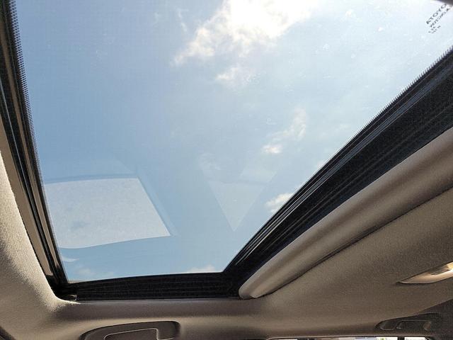 Photo of 2022 Silver Toyota Corolla Cross